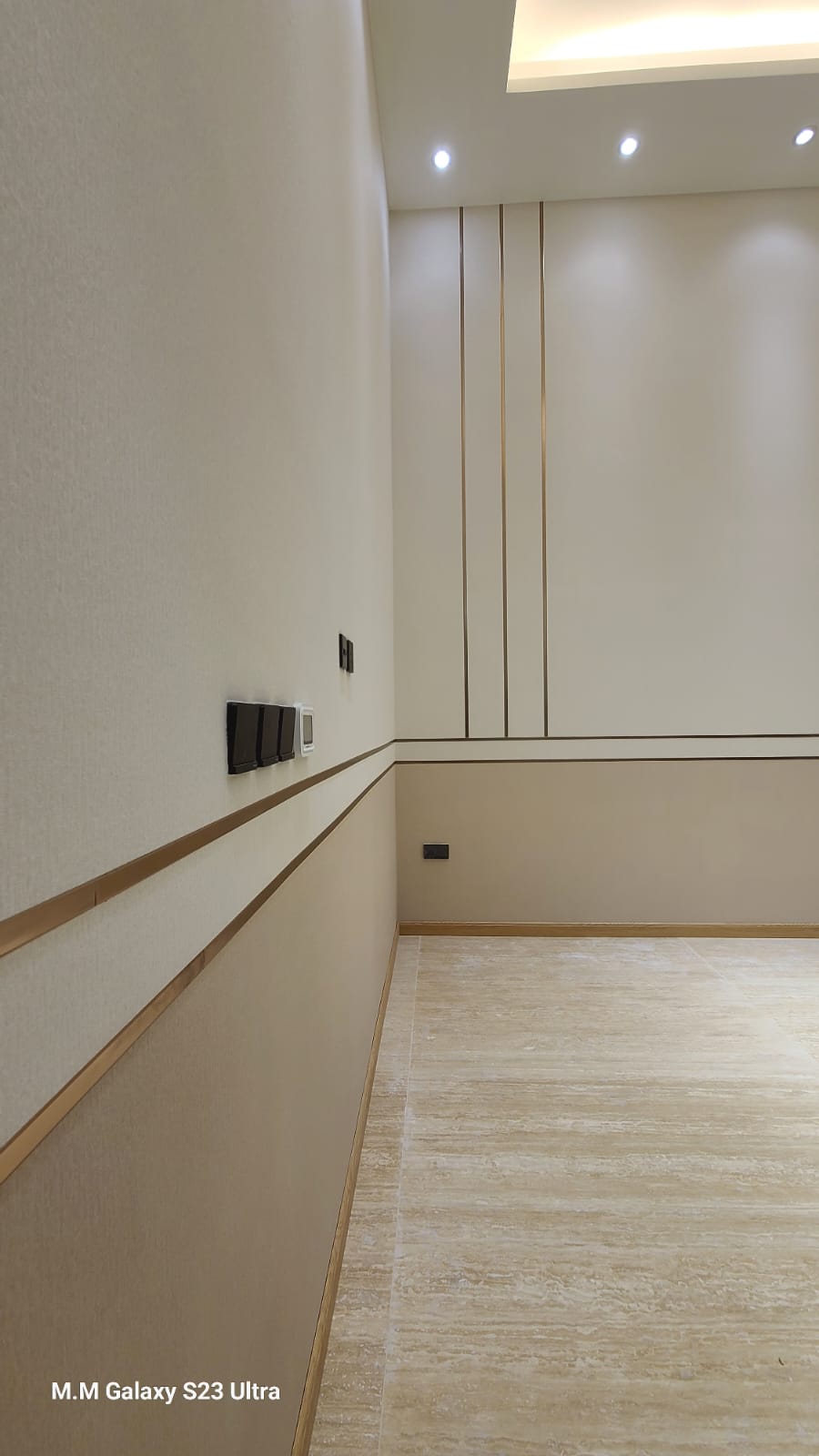 candour-real-sstate- office-3