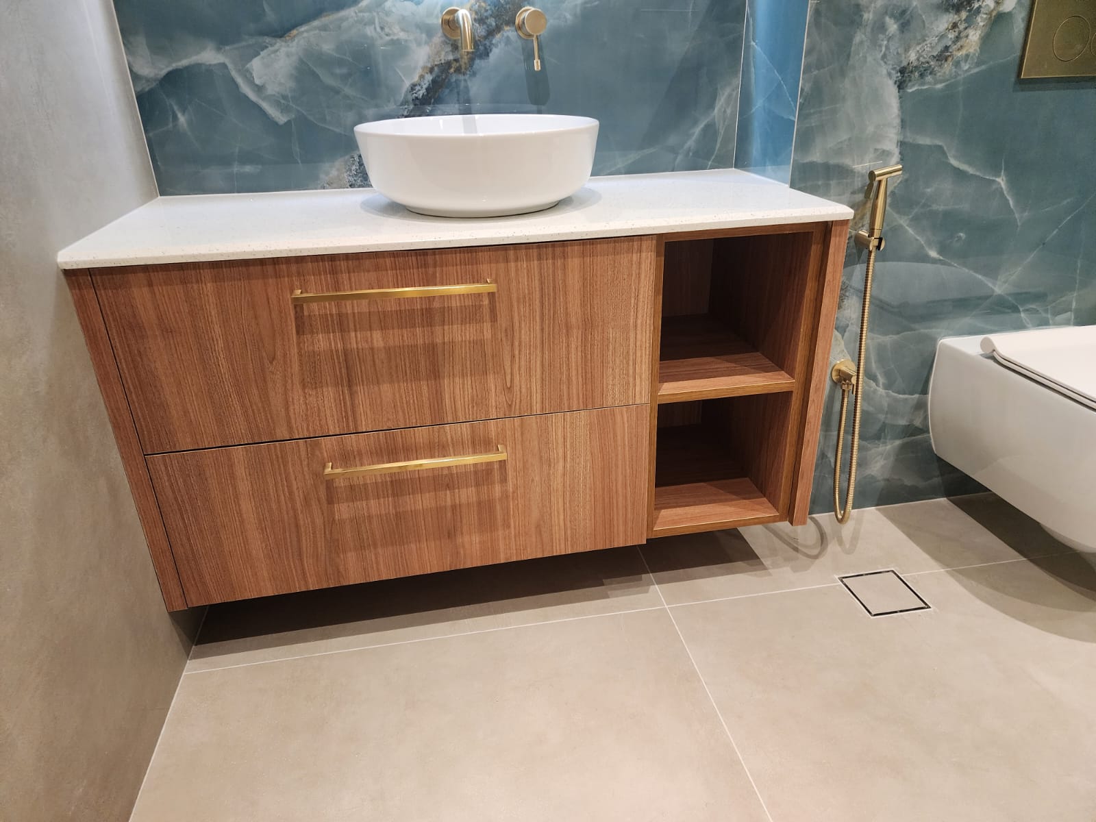 wardrobe-kitchen- and- washrooms-2